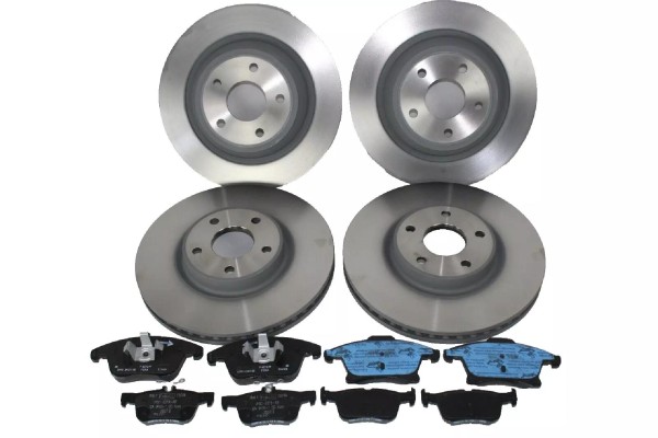 Bremsscheiben + Bremsbeläge vorne + hinten