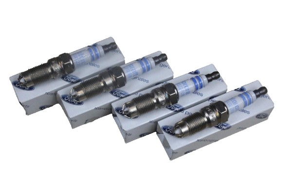 Zündkerzen 4 Stück 1,8 SCI Ford Mondeo MK3