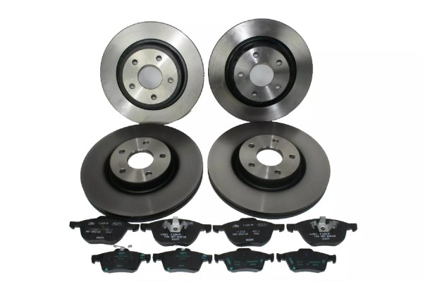 Bremsscheiben + Bremsbeläge vorne + hinten