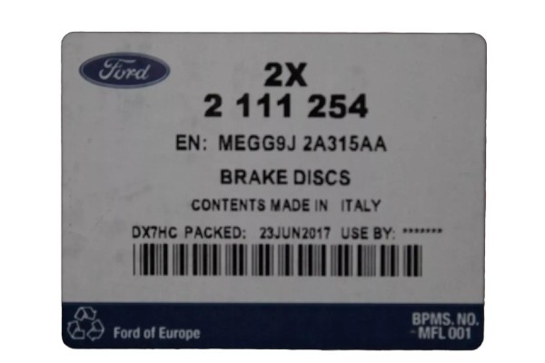 Bremsscheiben + Bremsbeläge vorne + hinten