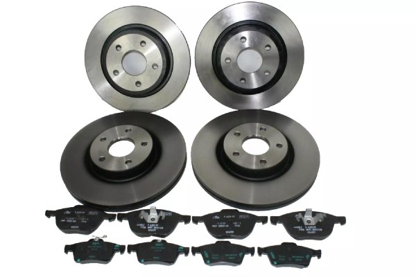 Bremsscheiben + Bremsbeläge vorne + hinten