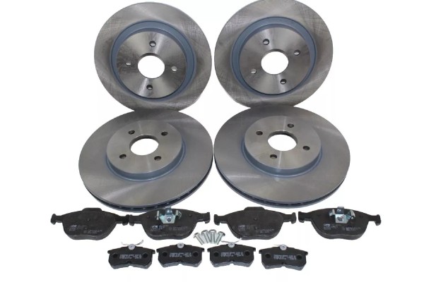 Bremsscheiben + Bremsbeläge vorne + hinten